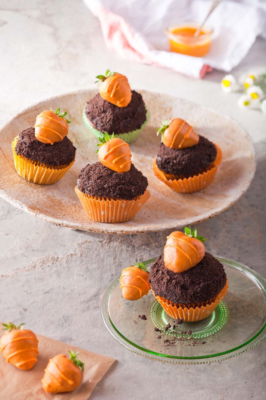 recipe image Påskcupcakes läckra cupcakes med jordgubbar